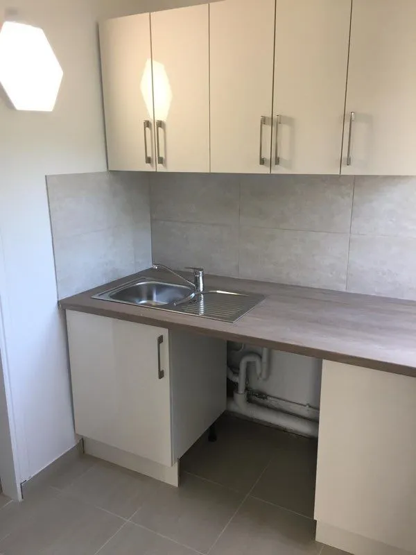 Location Charenton-le-Pont Appartement 683439a990de3