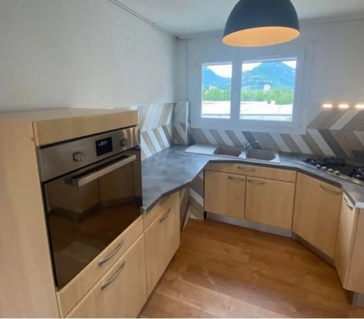 Location Grenoble Appartement 68343ac51196