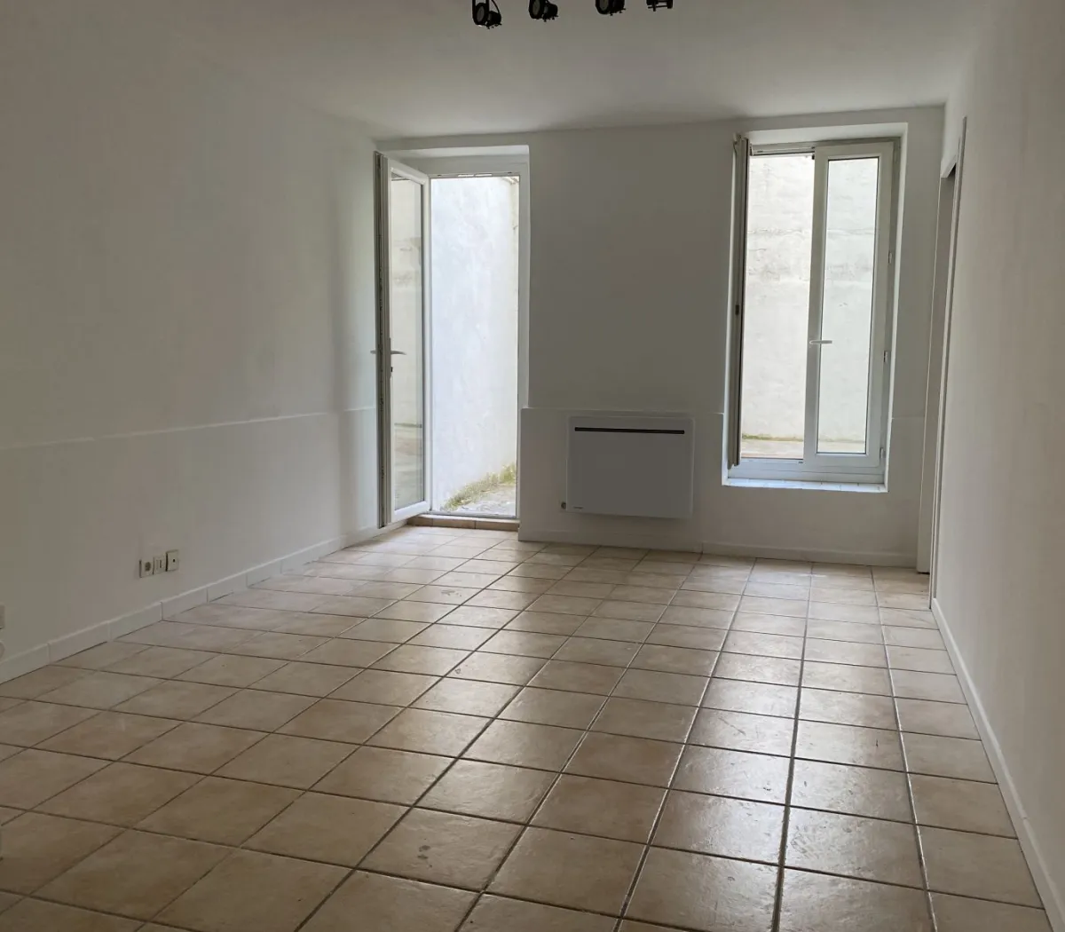 Location Marseille Appartement 683576cfdb32