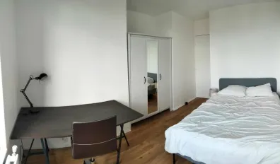 miniatureLocation Cergy Chambre 6835b2f455522