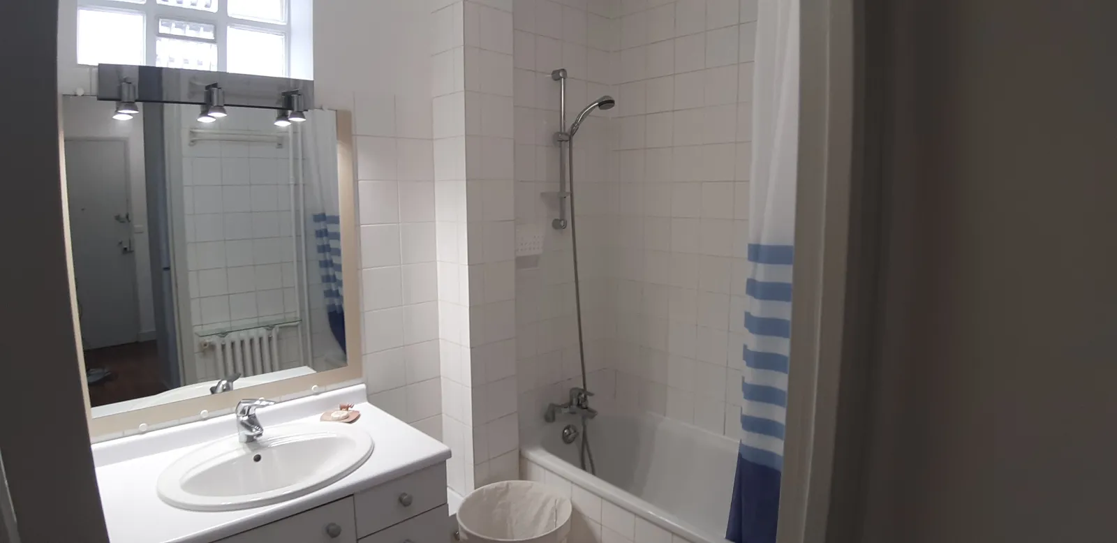 Location Charenton-le-Pont Appartement 68360f8fa62f5