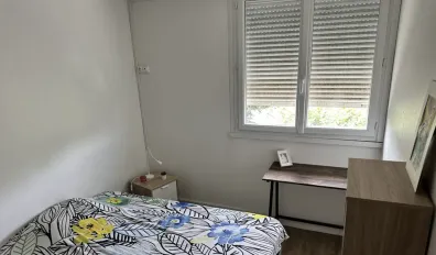 miniatureLocation Cenon Chambre 6837160922682