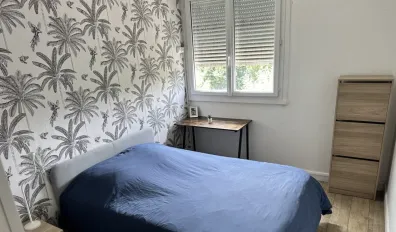 miniatureLocation Cenon Chambre 6837160922682