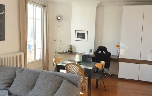 Location Courbevoie Appartement 68404b5fcf8d