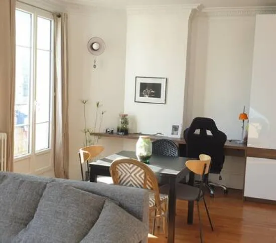 Location Courbevoie Appartement 68404b5fcf8d2