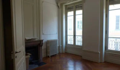 miniatureLocation Lyon Appartement 6841844350182