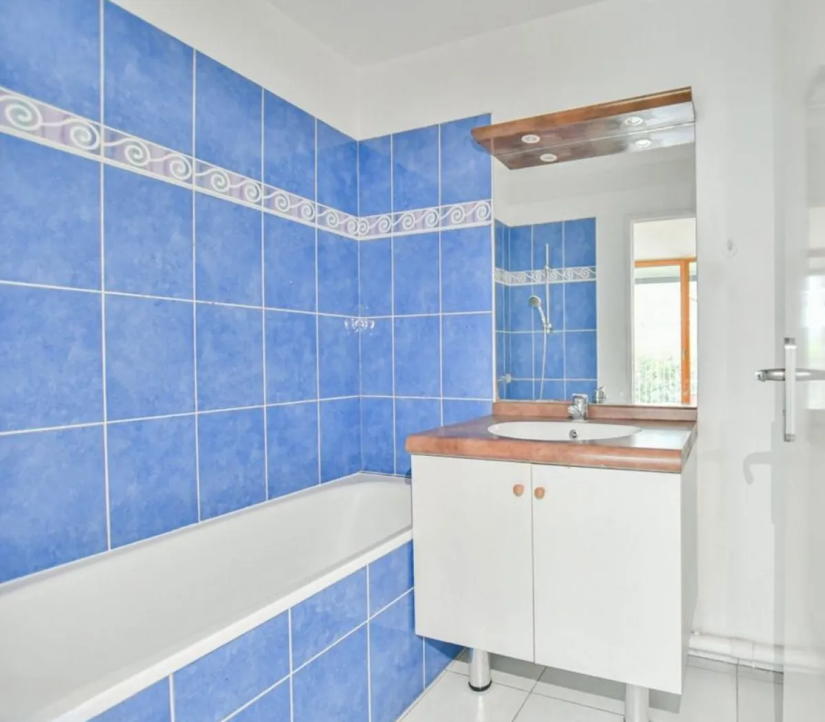 Location Montreuil Appartement 68418a56ac37
