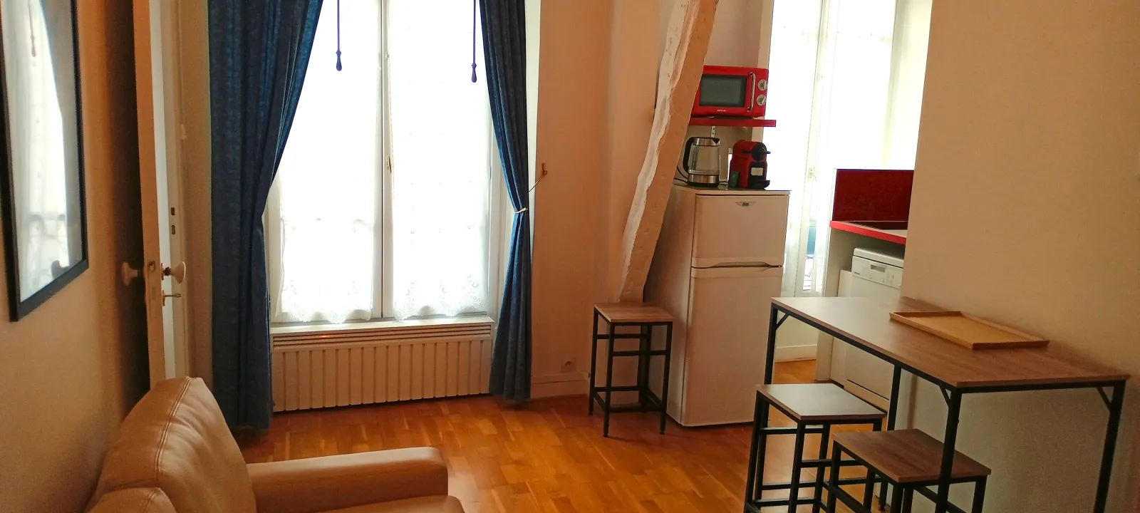 Location Paris Appartement 6841907fbd4e1
