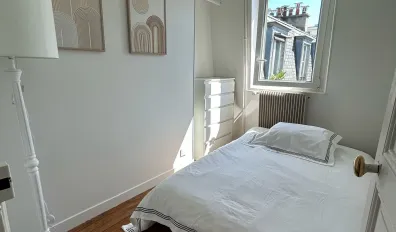 miniatureLocation Paris Appartement 684197ed4f022