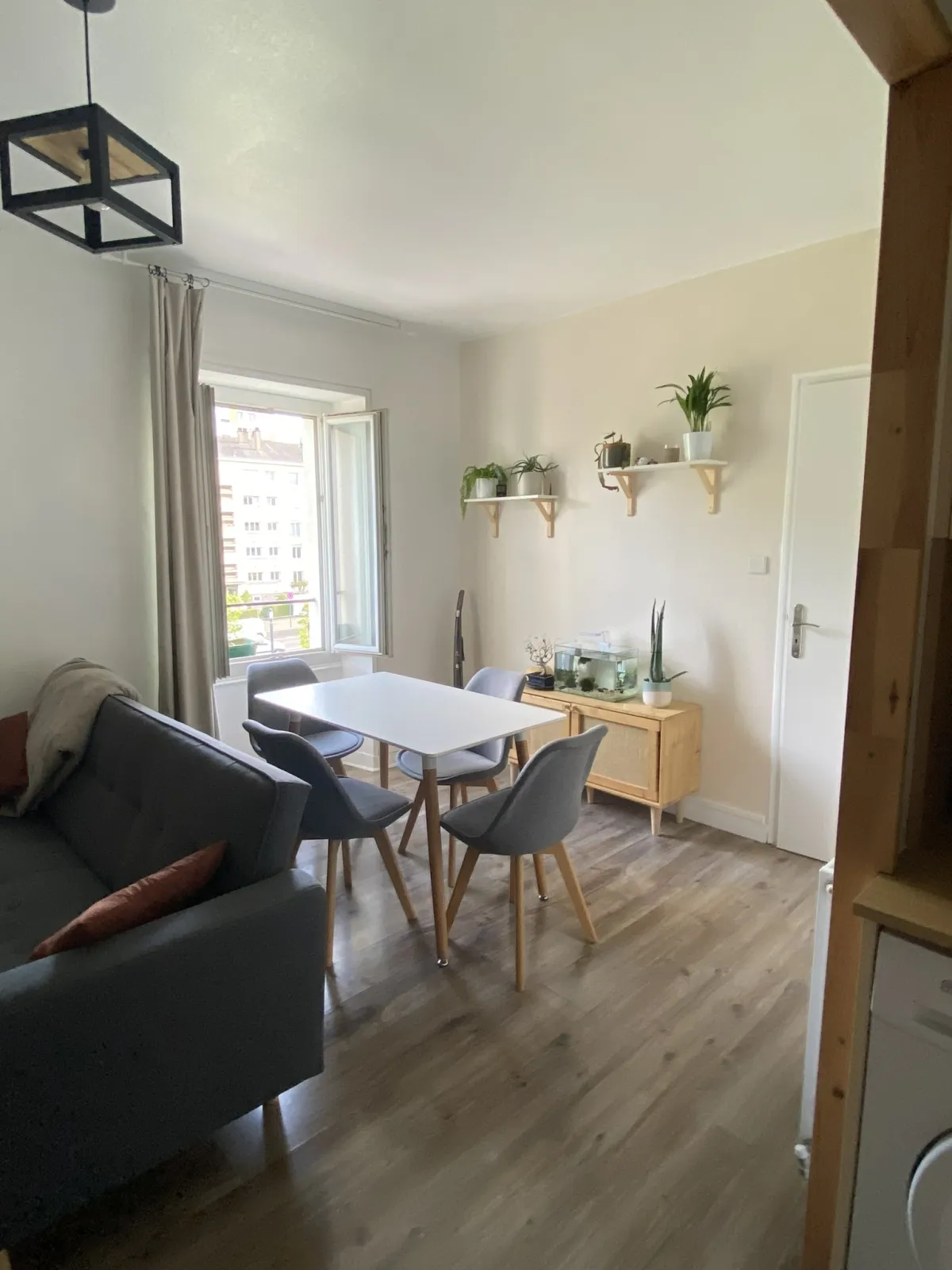 Location Angers Appartement 6841bf67ba7b1