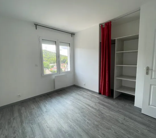 Location Bièvres Appartement 6842e0c5e9642