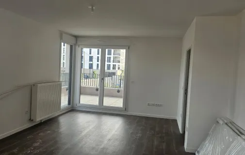 Location Évry Appartement 684576066275