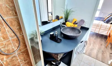 miniatureLocation Châtillon Appartement 6846b3d5bf452