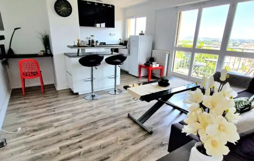 Location Châtillon Appartement 6846b3d5bf45