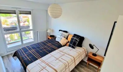 miniatureLocation Châtillon Appartement 6846b3d5bf452