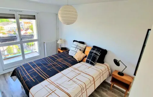 Location Châtillon Appartement 6846b3d5bf45