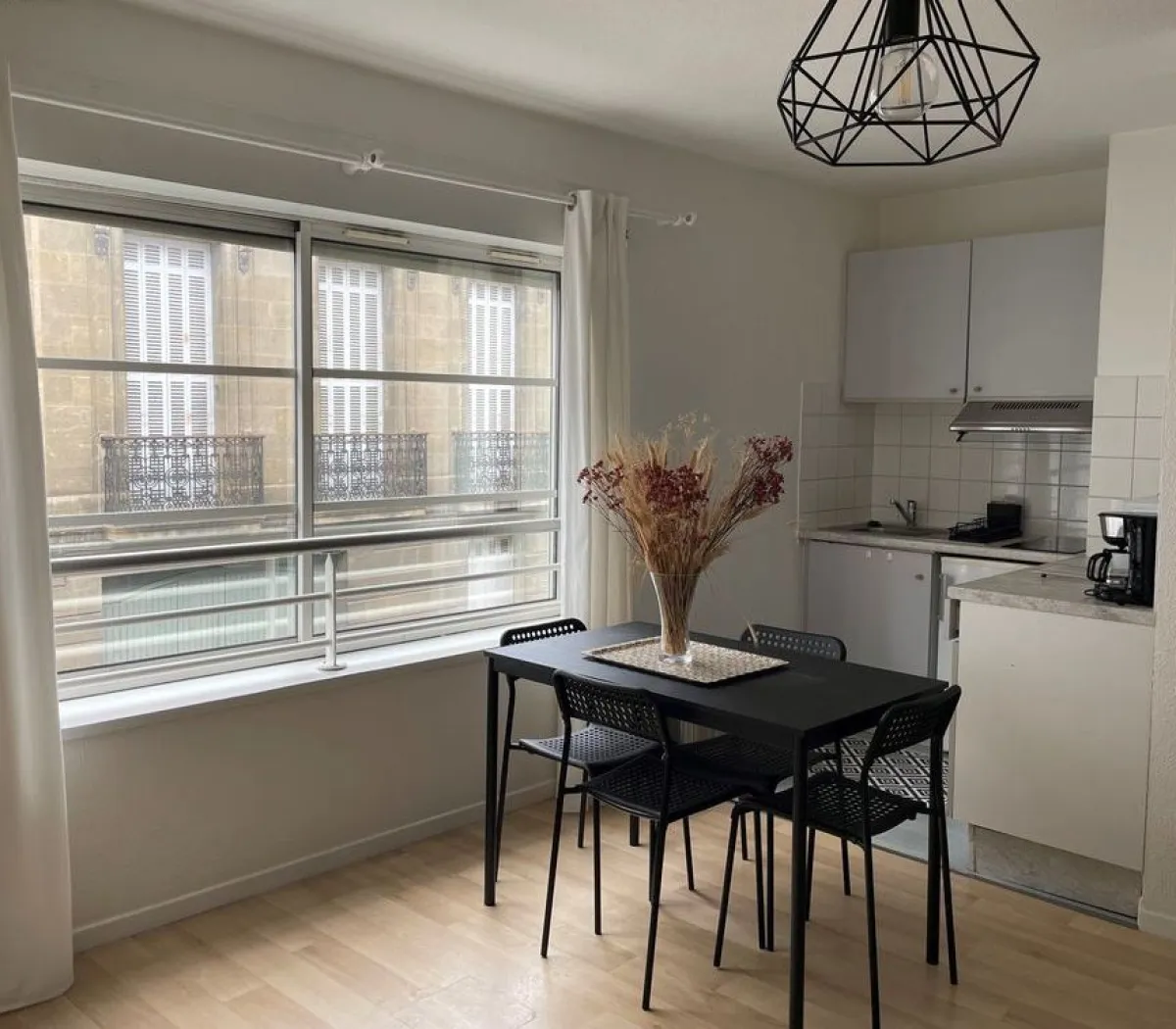 Location Bordeaux Appartement 68480c4828f7