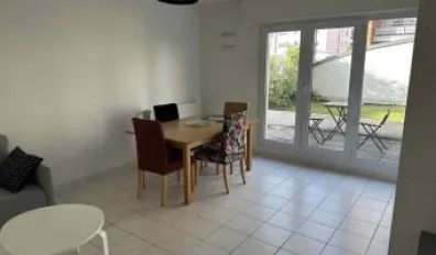 miniatureLocation Nantes Appartement 684a8c6445fa2