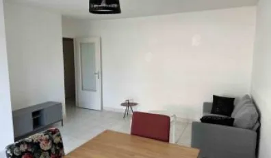 miniatureLocation Nantes Appartement 684a8c6445fa2