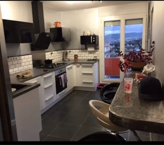 Location Clermont-Ferrand Chambre 684a9cdceaa82