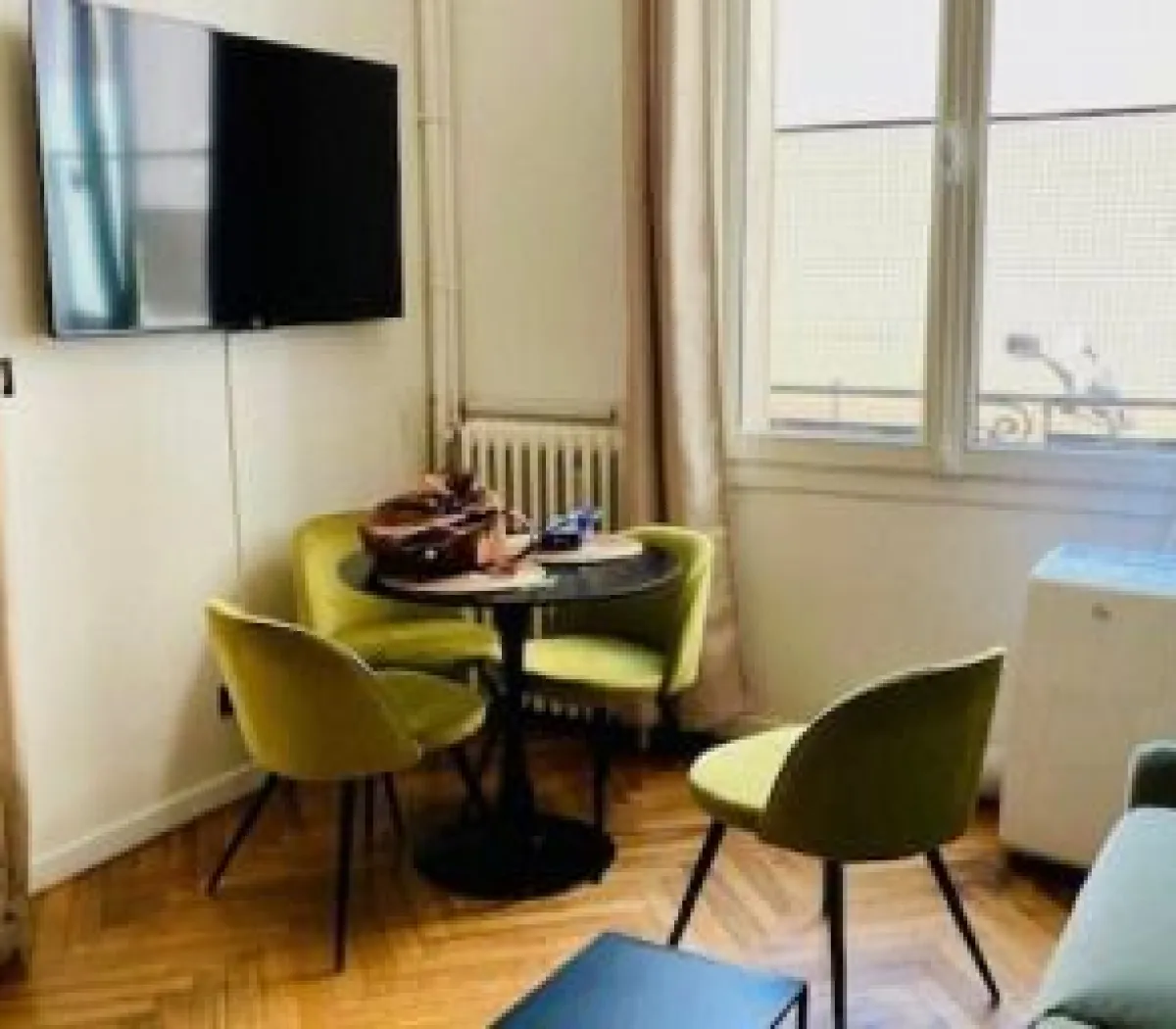 Location Paris Appartement 684aa6616463