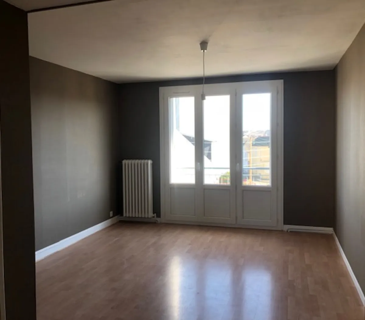 Location Rennes Appartement 684bd33867b7