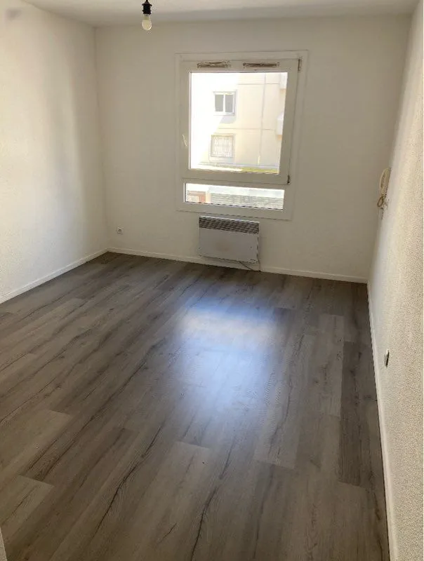 Location Lyon Appartement 684be8e8efd04