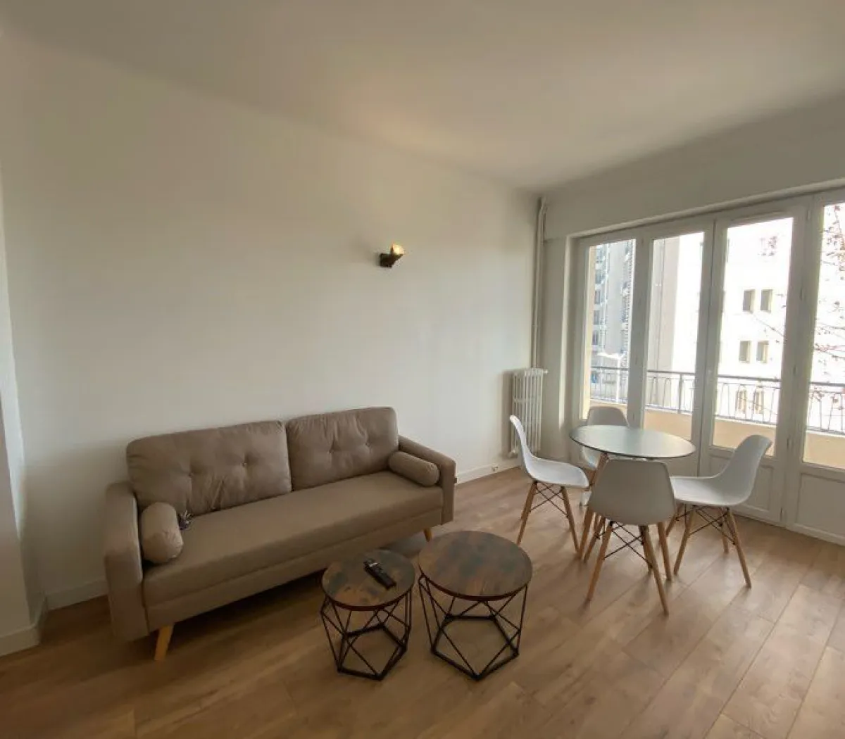 Location Toulon Appartement 684bff3b4a8f
