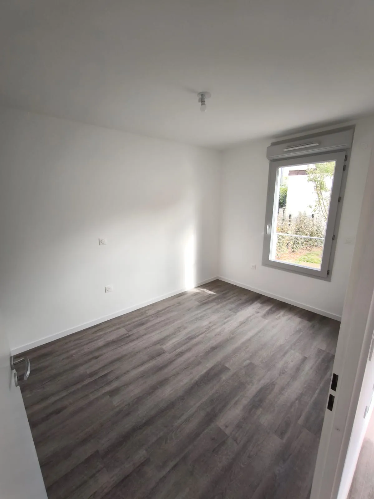 Location Romainville Appartement 684c2be983145