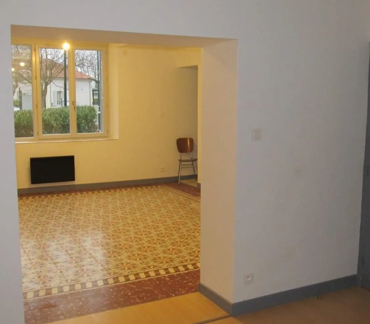 Location Châteauneuf-du-Rhône Appartement 684d3f4fce83