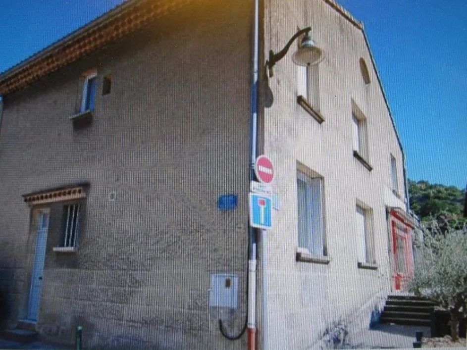 Location Châteauneuf-du-Rhône Appartement 684d3f4fce83