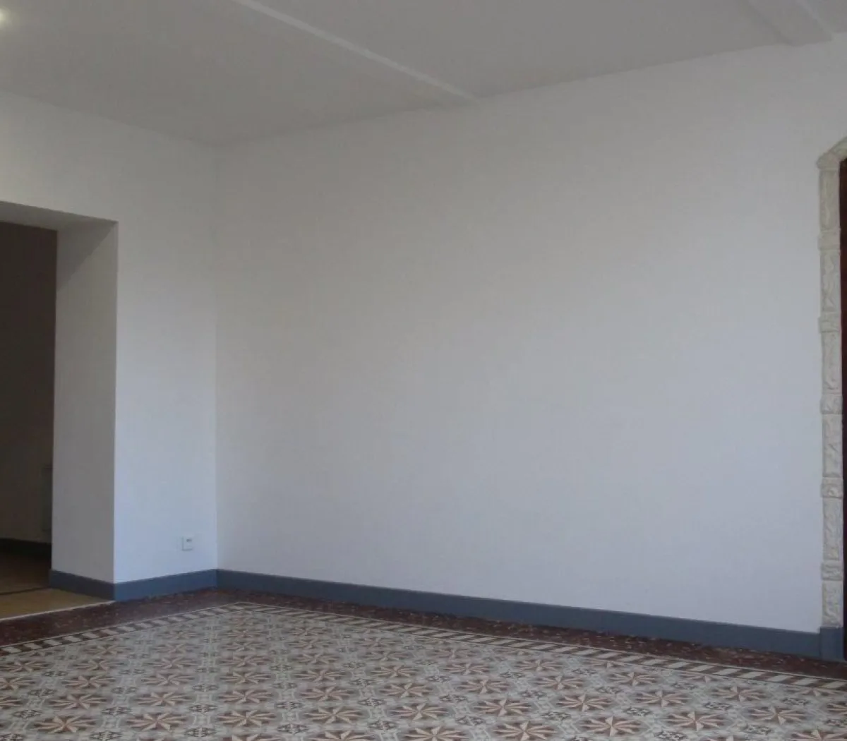 Location Châteauneuf-du-Rhône Appartement 684d3f4fce83