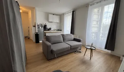 miniatureLocation Paris Appartement 684eda0350562