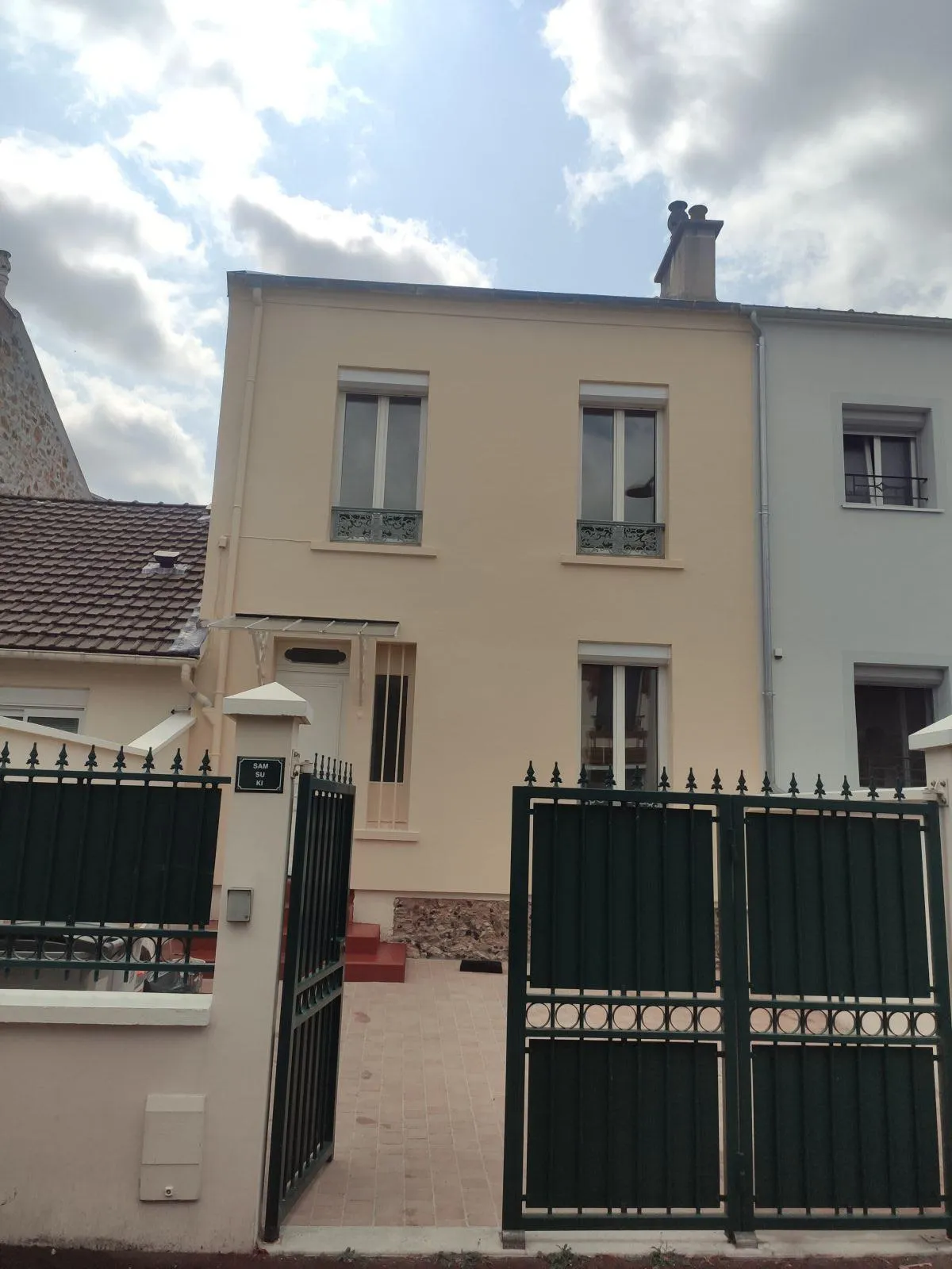 Location Nanterre Maison 684f26b129481