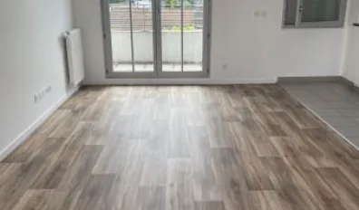 miniatureLocation Noisy-le-Sec Appartement 684ff1eabb232