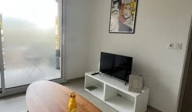 miniatureLocation Aix-en-Provence Appartement 684ffa687adc2