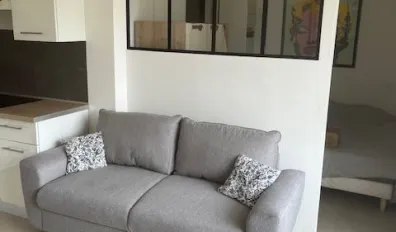 miniatureLocation Aix-en-Provence Appartement 684ffa687adc2