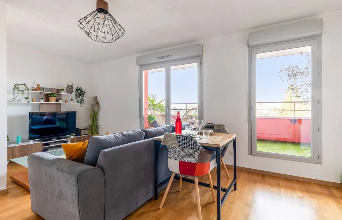Location Villeurbanne Appartement 68502e7b7b584