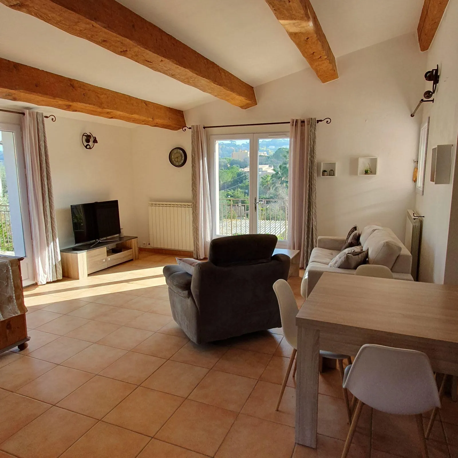 Location Vallauris Appartement 6852904592551