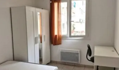 miniatureLocation Marseille Chambre 6852bd6773ec2