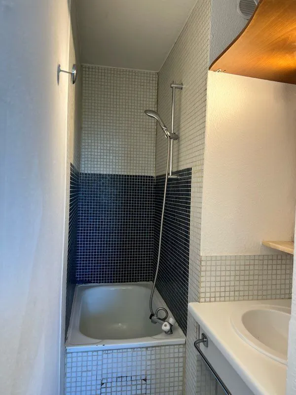 Location Aix-en-Provence Appartement 6852db7f2c7c