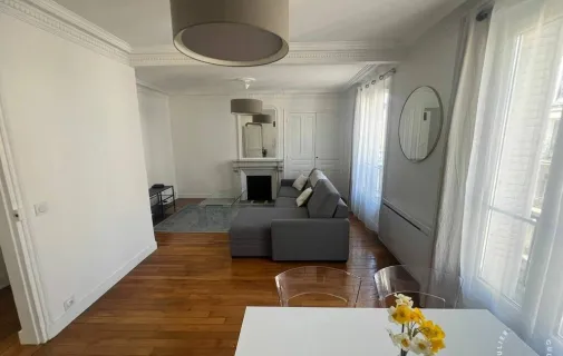 Location Paris Appartement 6853d986a726