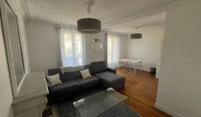 miniatureLocation Paris Appartement 6853d986a7262