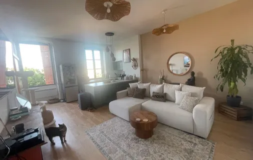 Location Lyon Appartement 68541eae067a