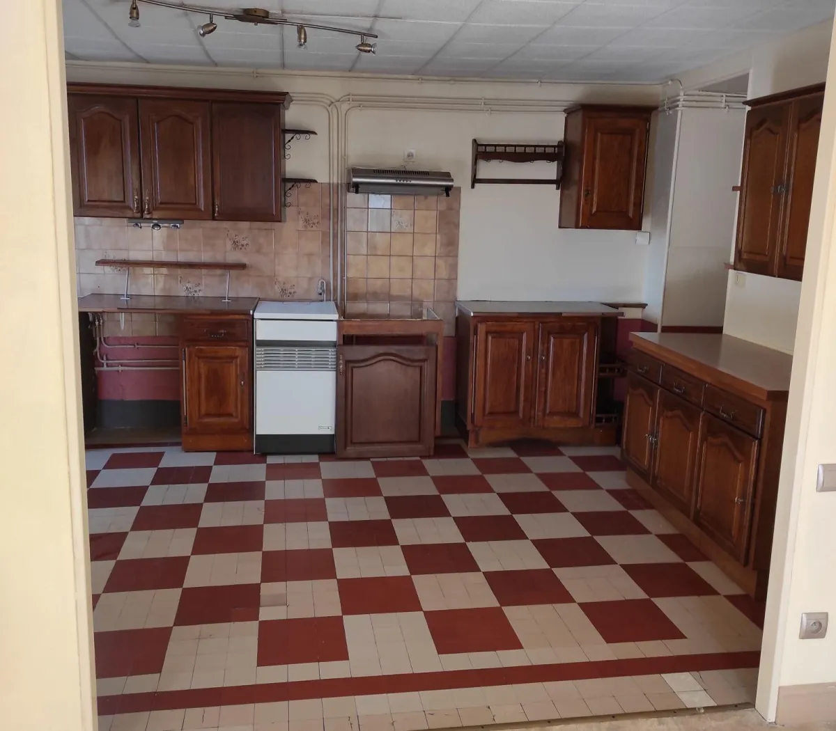 Location Néris-les-Bains Maison 6856d46bf231