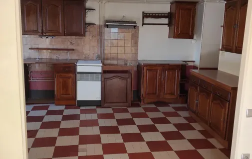Location Néris-les-Bains Maison 6856d46bf231