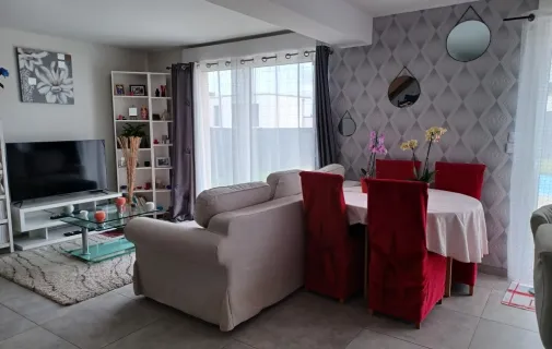 Location Monchaux-sur-Écaillon Maison 685811df65da