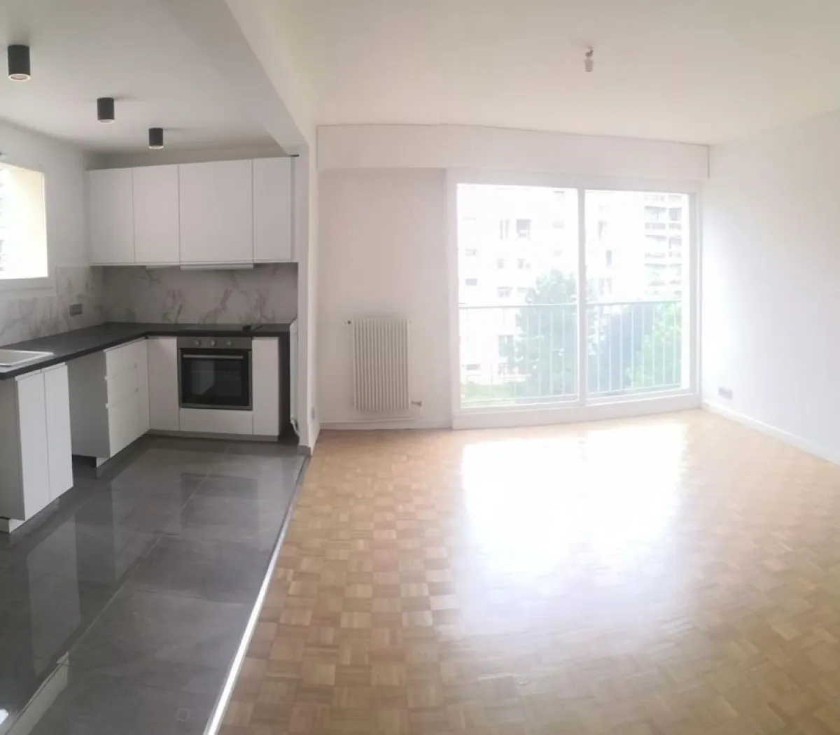 Location Courbevoie Appartement 685ab3b8a040