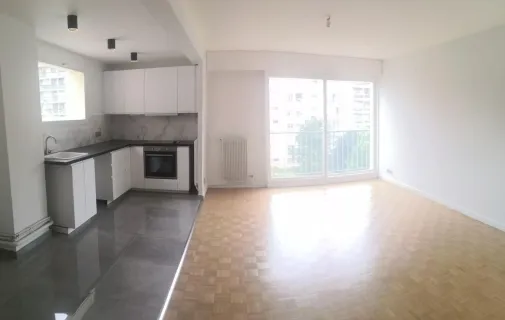 Location Courbevoie Appartement 685ab3b8a040