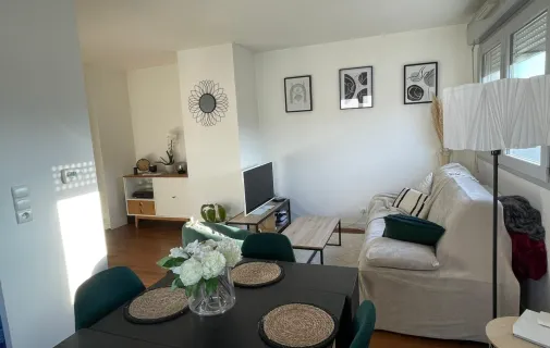 Location Villejuif Appartement 685ad1a3910d